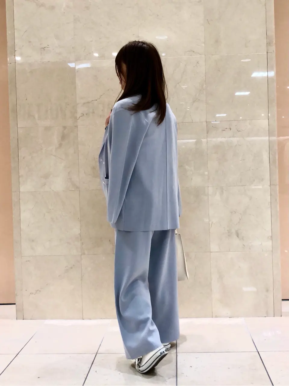 組曲 井上 コーディネート画像