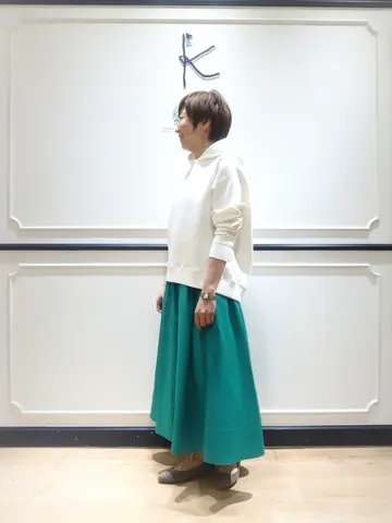 組曲 井上 コーディネート画像