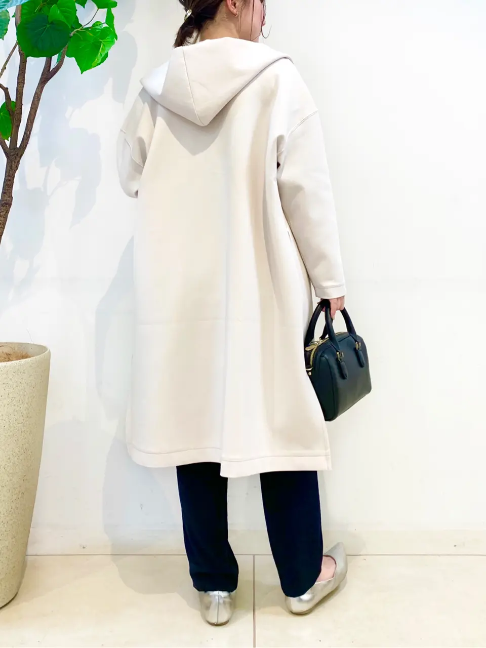 組曲 石井 コーディネート画像