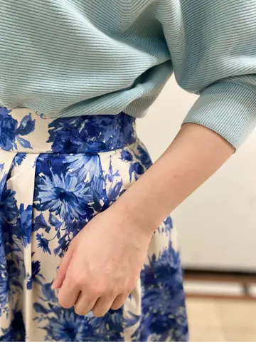 組曲 鈴木 コーディネート画像