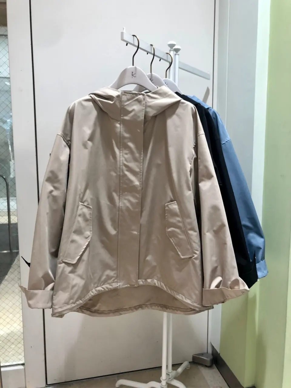 組曲 井上 コーディネート画像