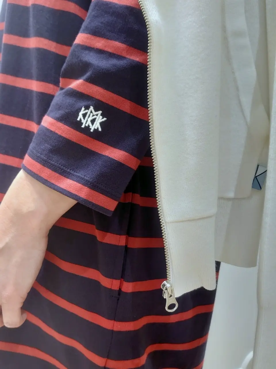 組曲 井上 コーディネート画像