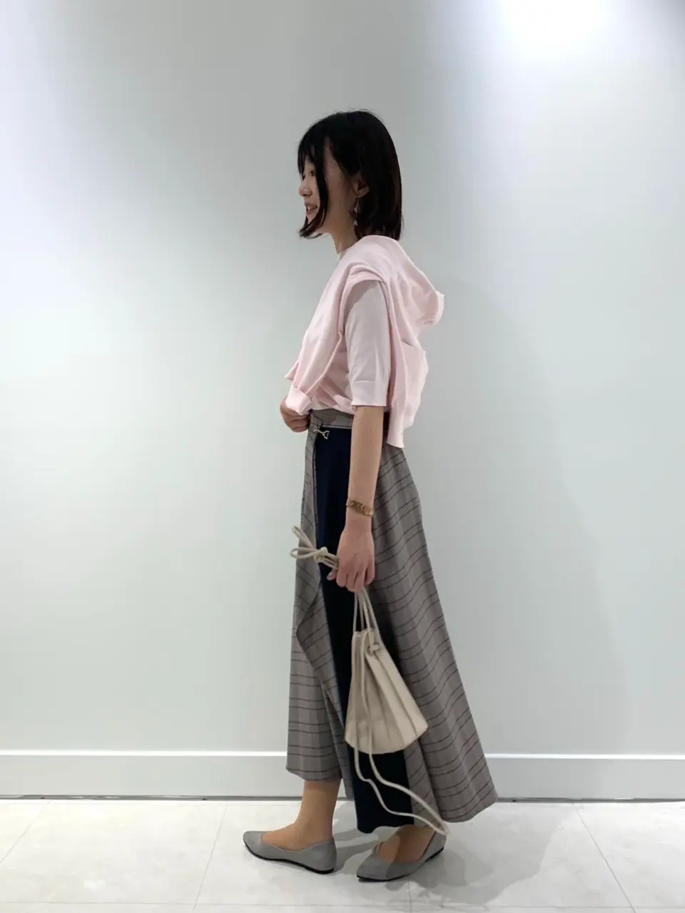 組曲 スタッフ コーディネート画像