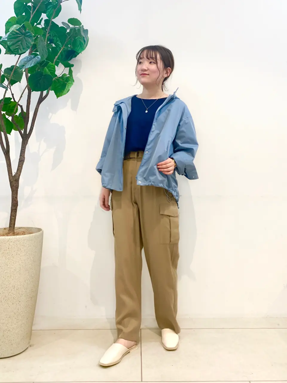 組曲 石井 コーディネート画像