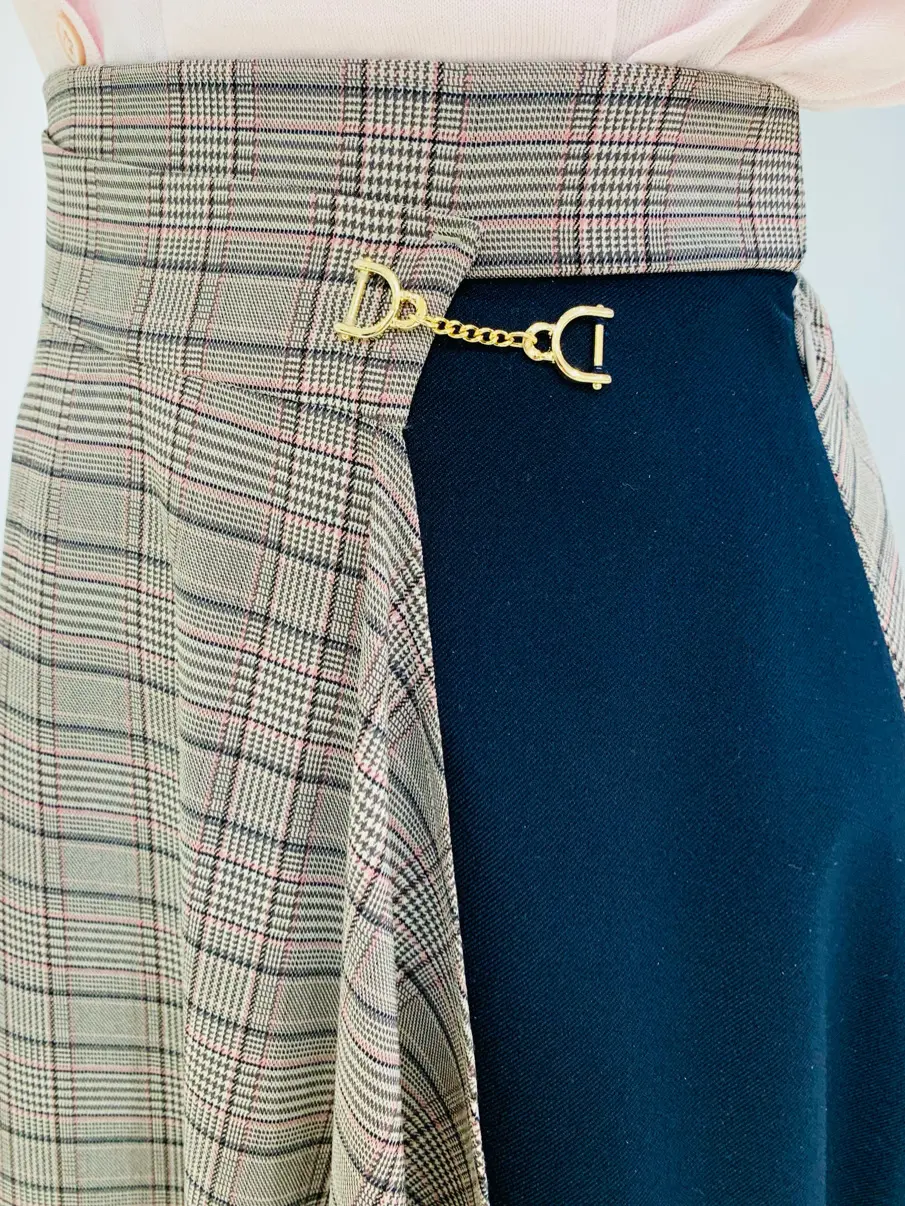 組曲 會澤 コーディネート画像