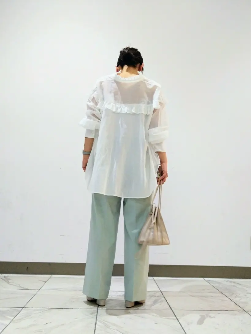 組曲 豊島 コーディネート画像