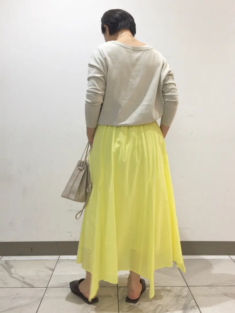 組曲 スタッフ コーディネート画像