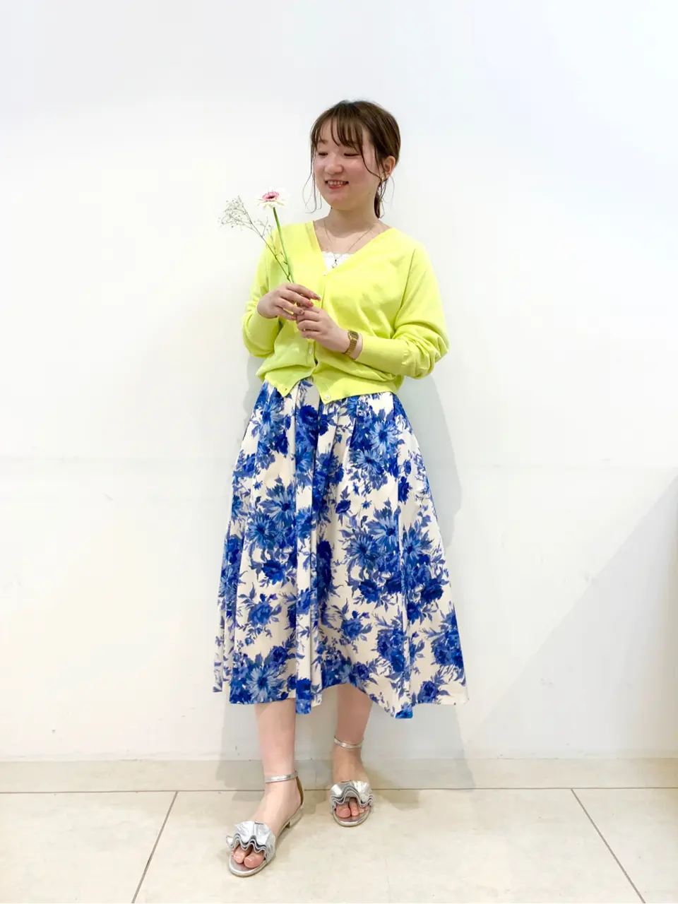 組曲 石井 コーディネート画像