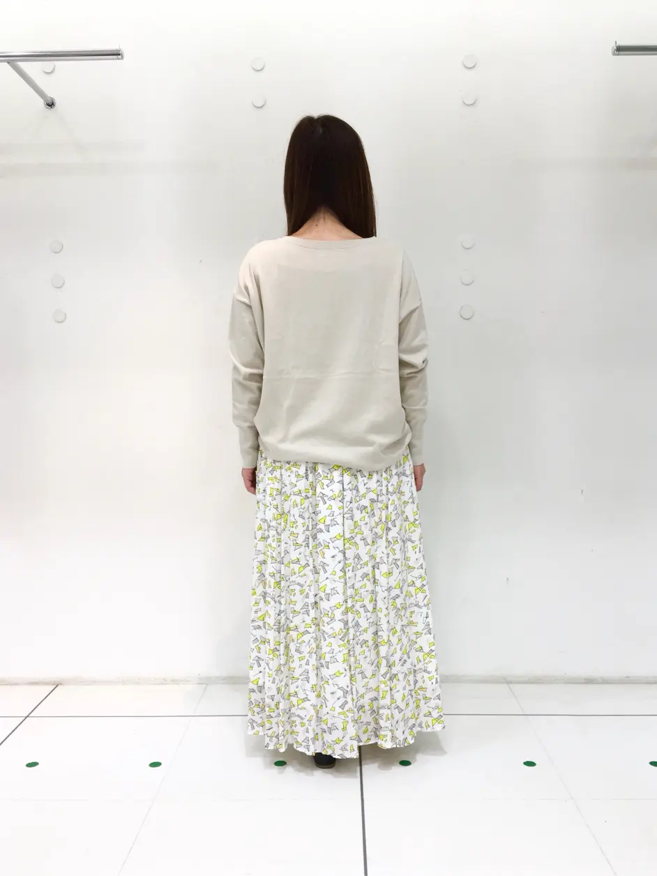 組曲 スタッフ コーディネート画像