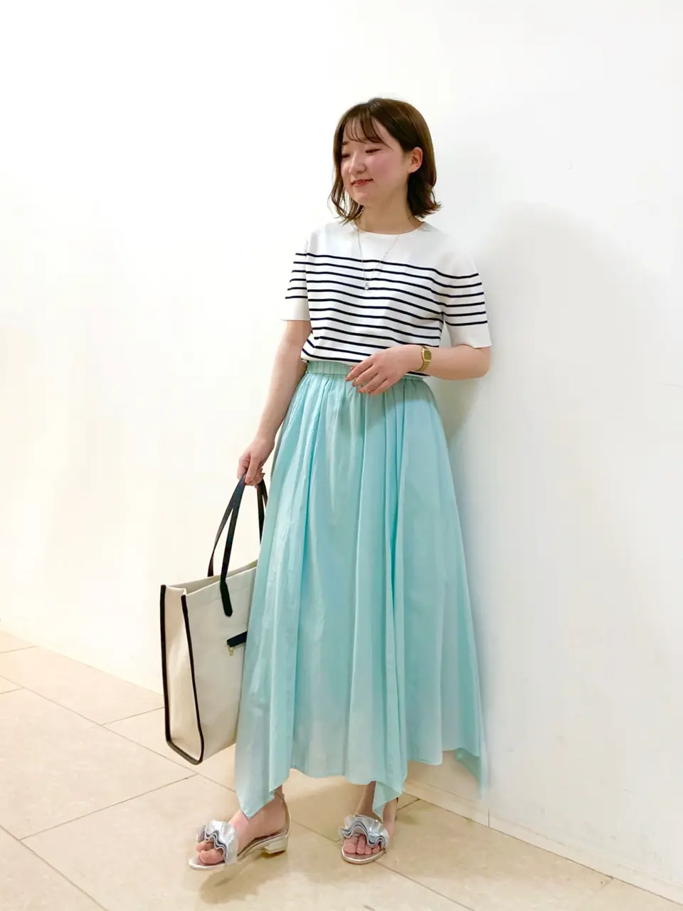 組曲 石井 コーディネート画像