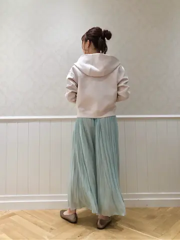 組曲 戸澤 コーディネート画像