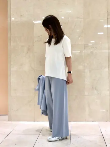 組曲 井上 コーディネート画像