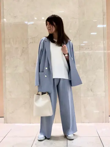 組曲 井上 コーディネート画像