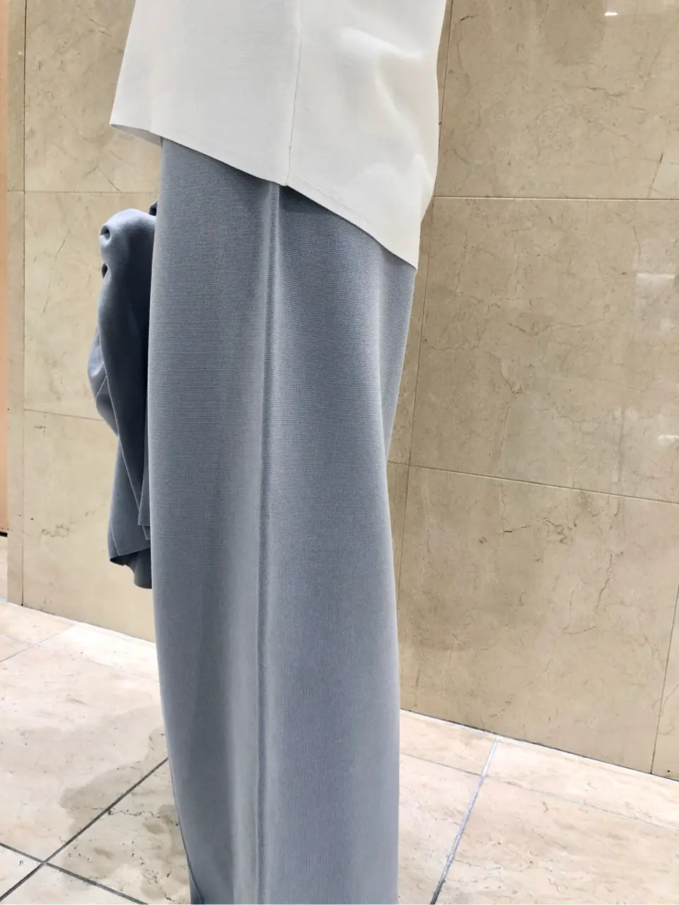 組曲 井上 コーディネート画像