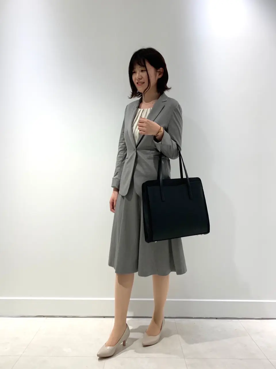 組曲 スタッフ コーディネート画像