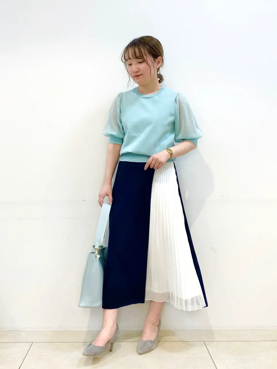 組曲 石井 コーディネート画像