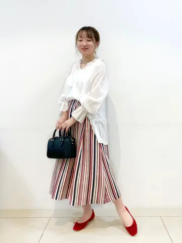 組曲 石井 コーディネート画像