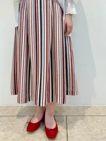 組曲 石井 コーディネート画像