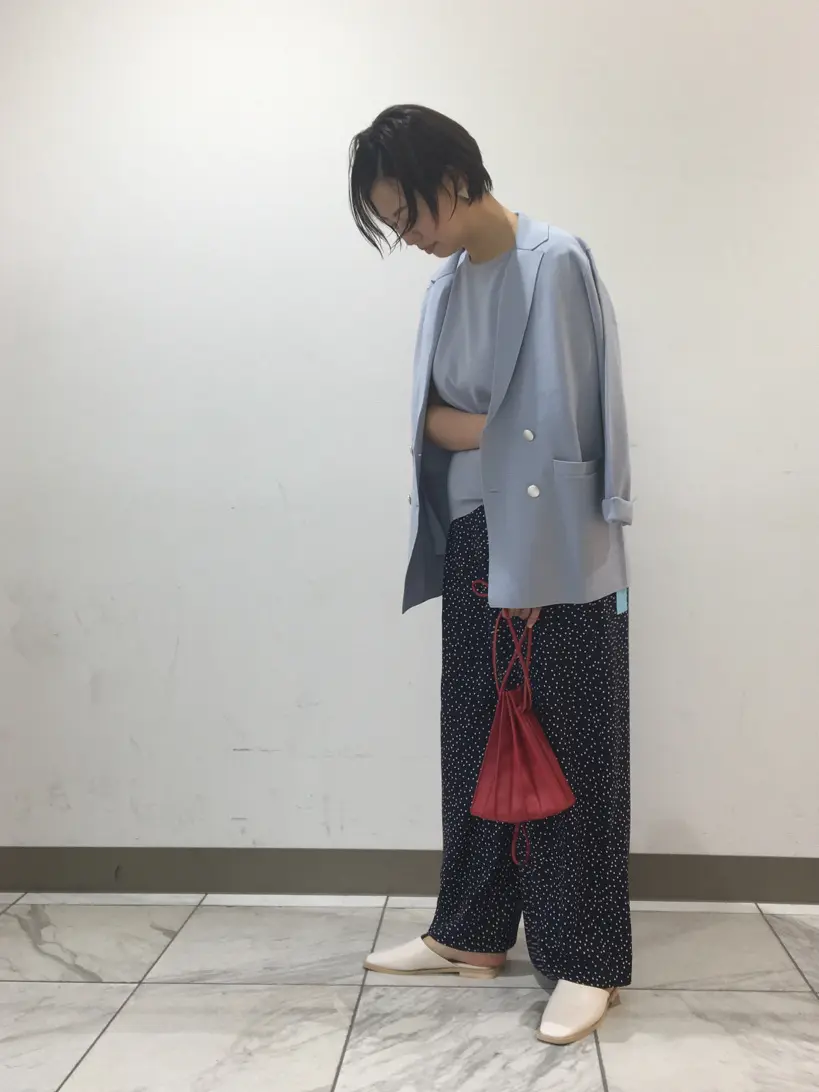 組曲 スタッフ コーディネート画像