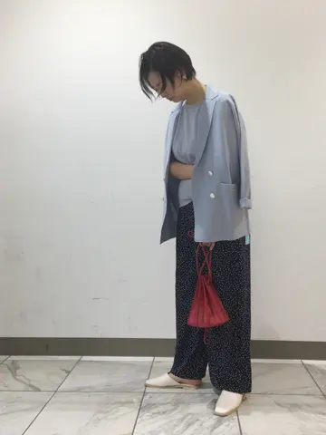 組曲 スタッフ コーディネート画像