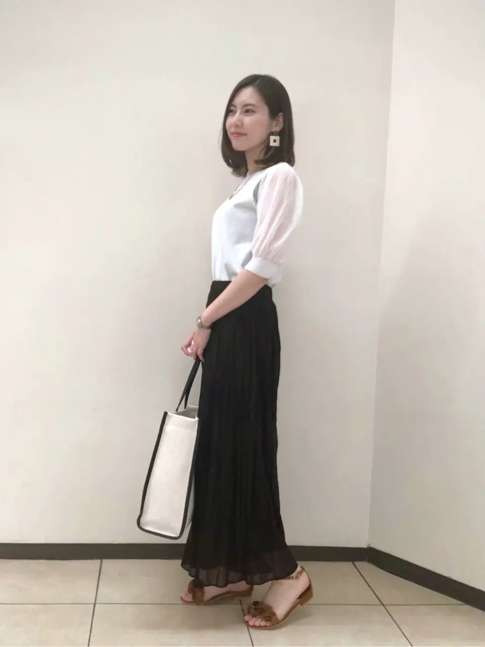 組曲 岩田 コーディネート画像