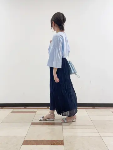 組曲 宮本 コーディネート画像