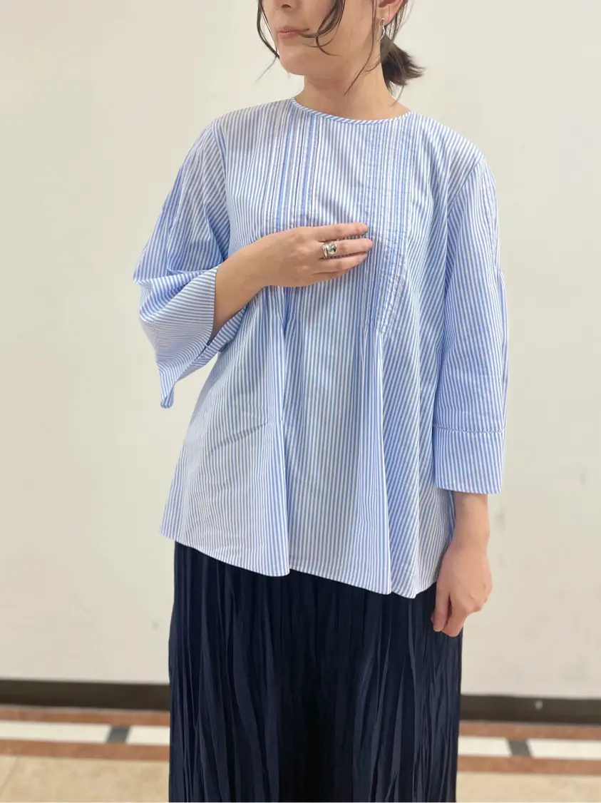 組曲 宮本 コーディネート画像