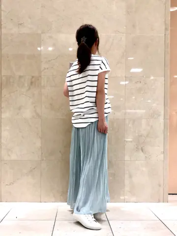 組曲 井上 コーディネート画像