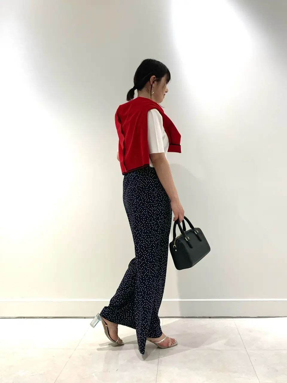 組曲 スタッフ コーディネート画像