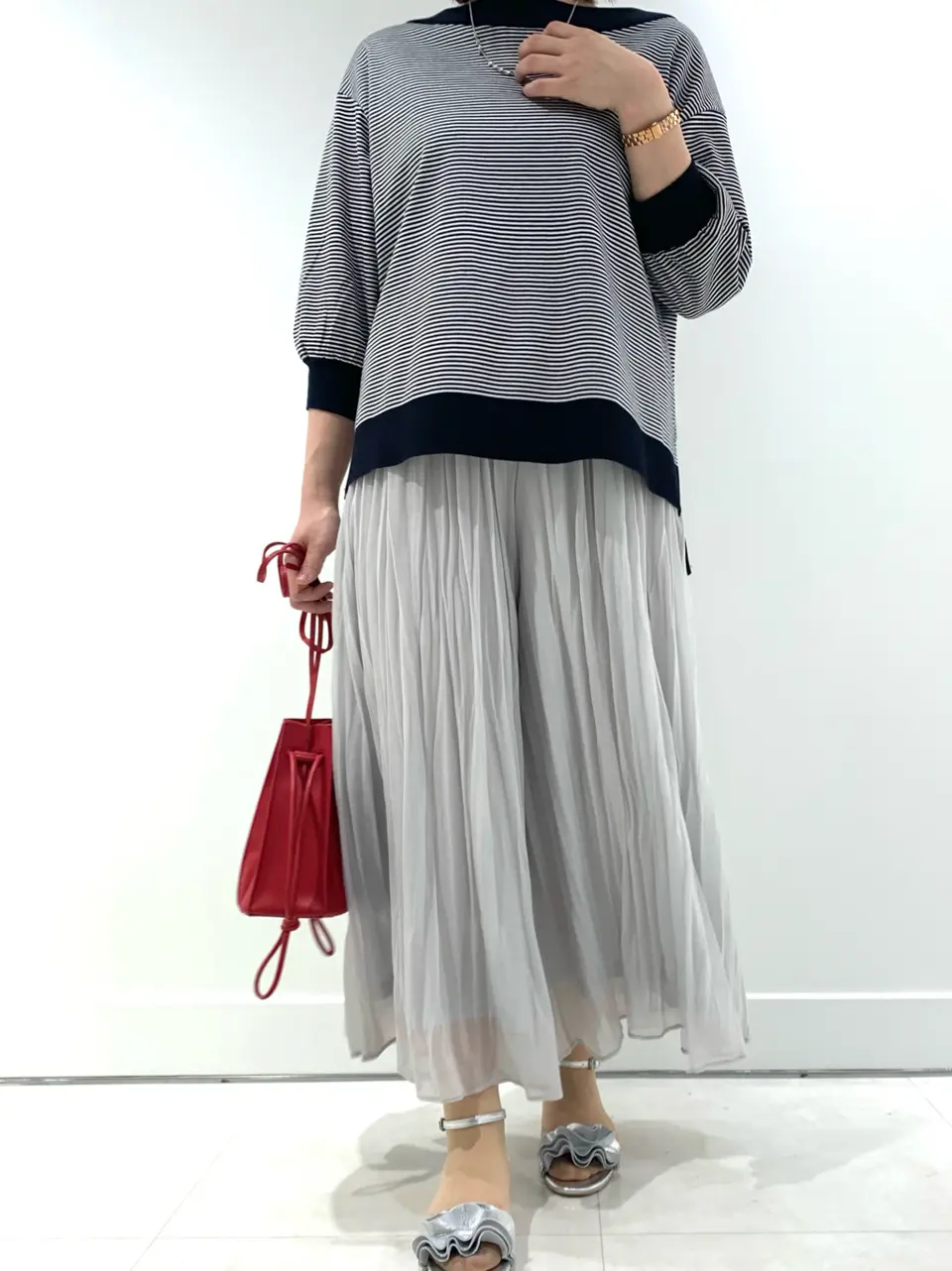 組曲 スタッフ コーディネート画像