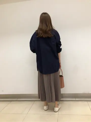 組曲 スタッフ コーディネート画像