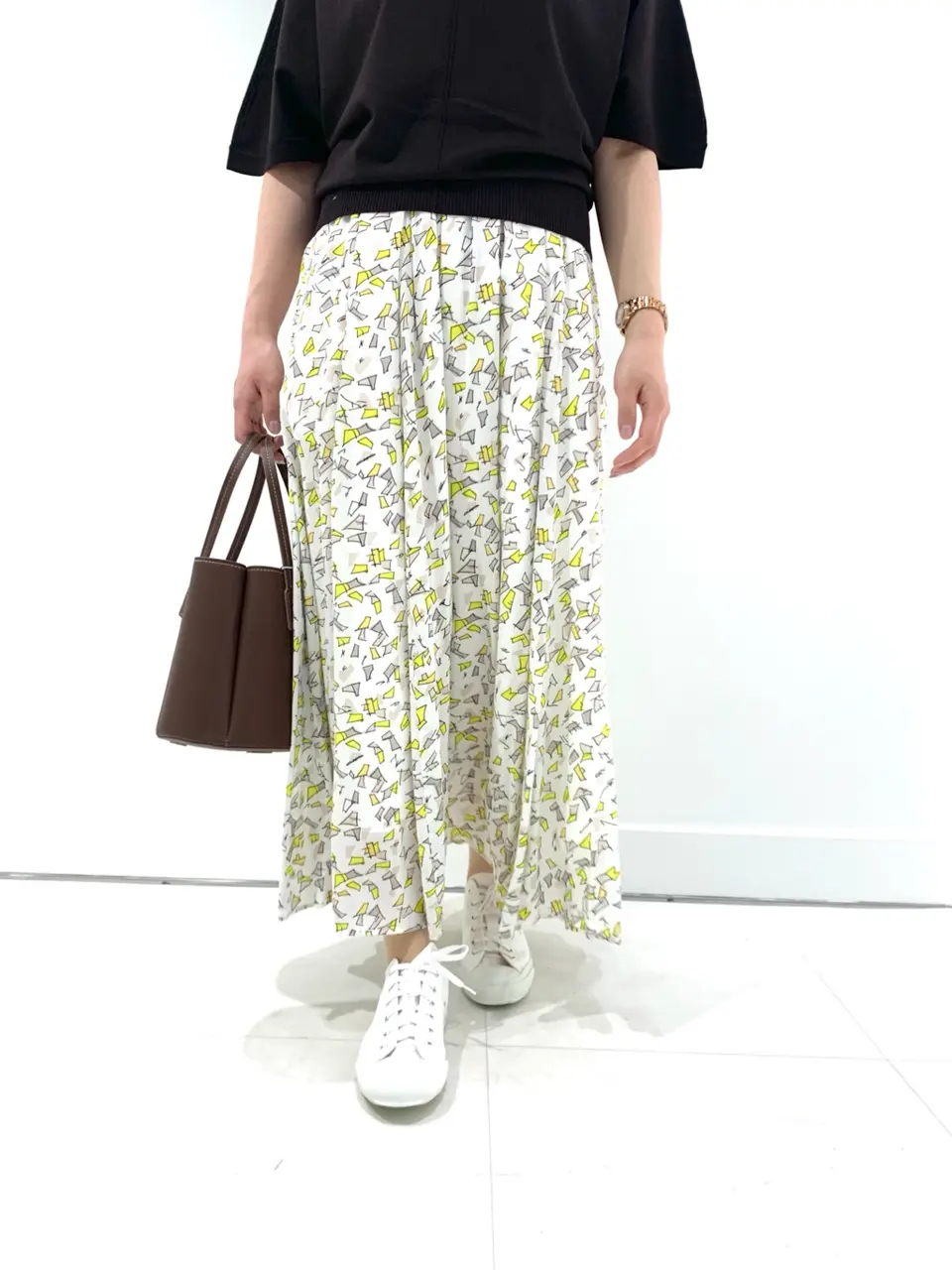 組曲 スタッフ コーディネート画像