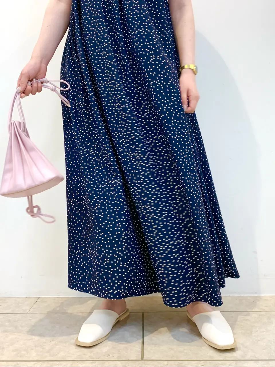 組曲 石井 コーディネート画像