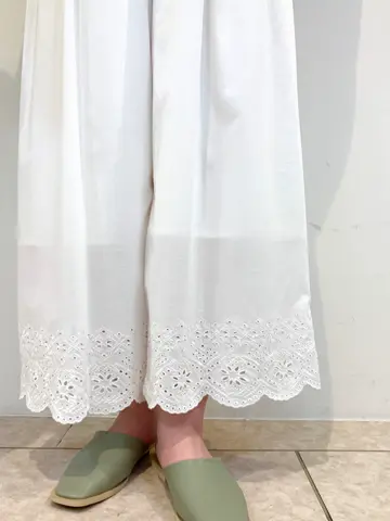 組曲 石井 コーディネート画像