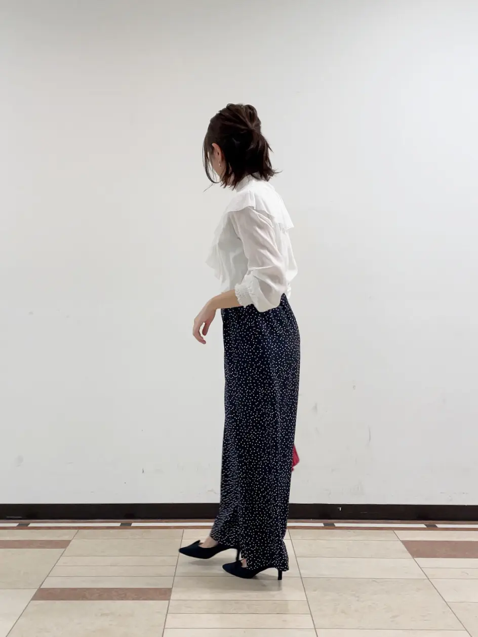 組曲 宮本 コーディネート画像