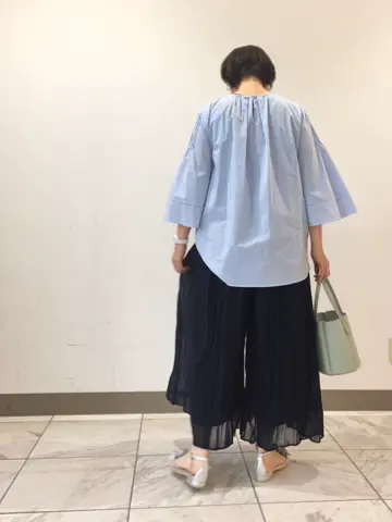 組曲 スタッフ コーディネート画像