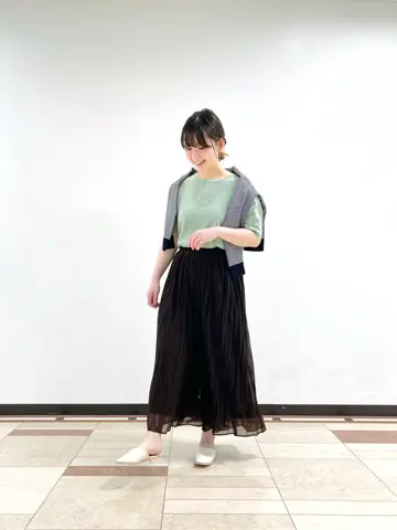 組曲 鈴木 コーディネート画像