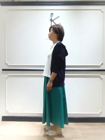 組曲 井上 コーディネート画像