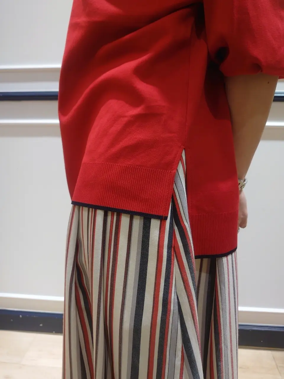 組曲 井上 コーディネート画像