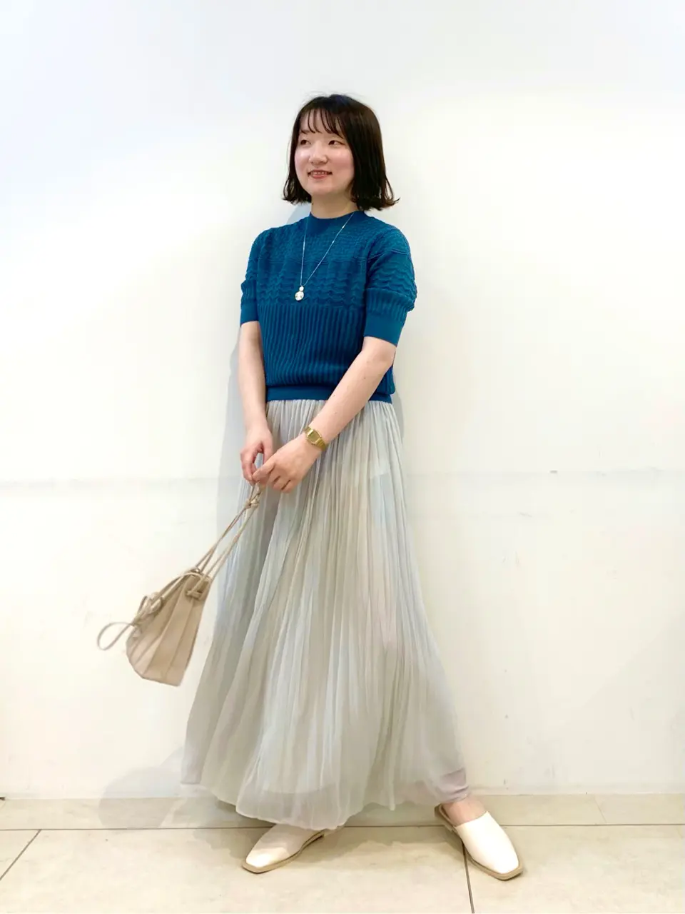 組曲 石井 コーディネート画像