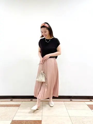 組曲 鈴木 コーディネート画像