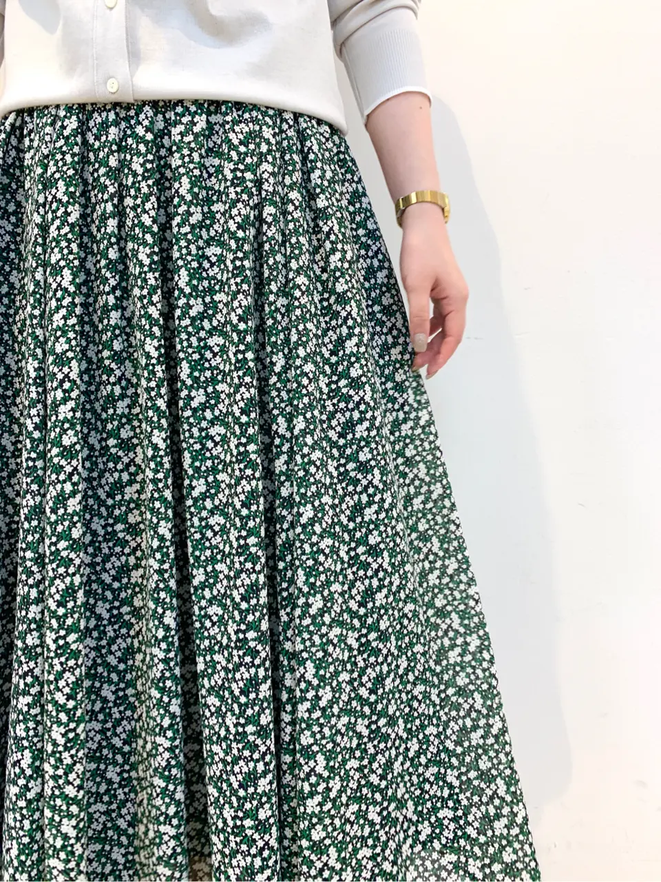 組曲 石井 コーディネート画像