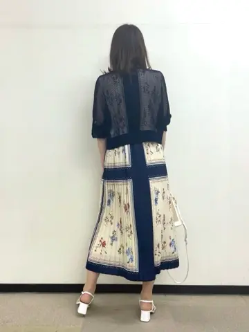 組曲 小山 コーディネート画像