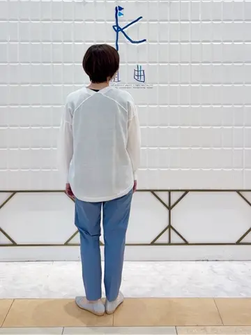 組曲 井上 コーディネート画像