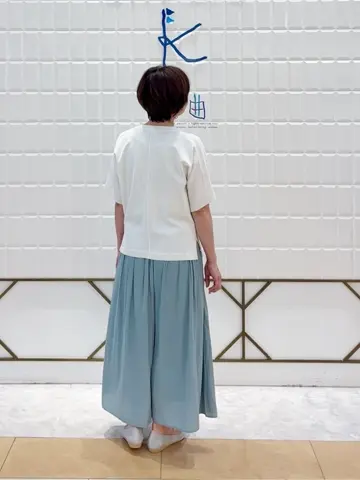 組曲 井上 コーディネート画像