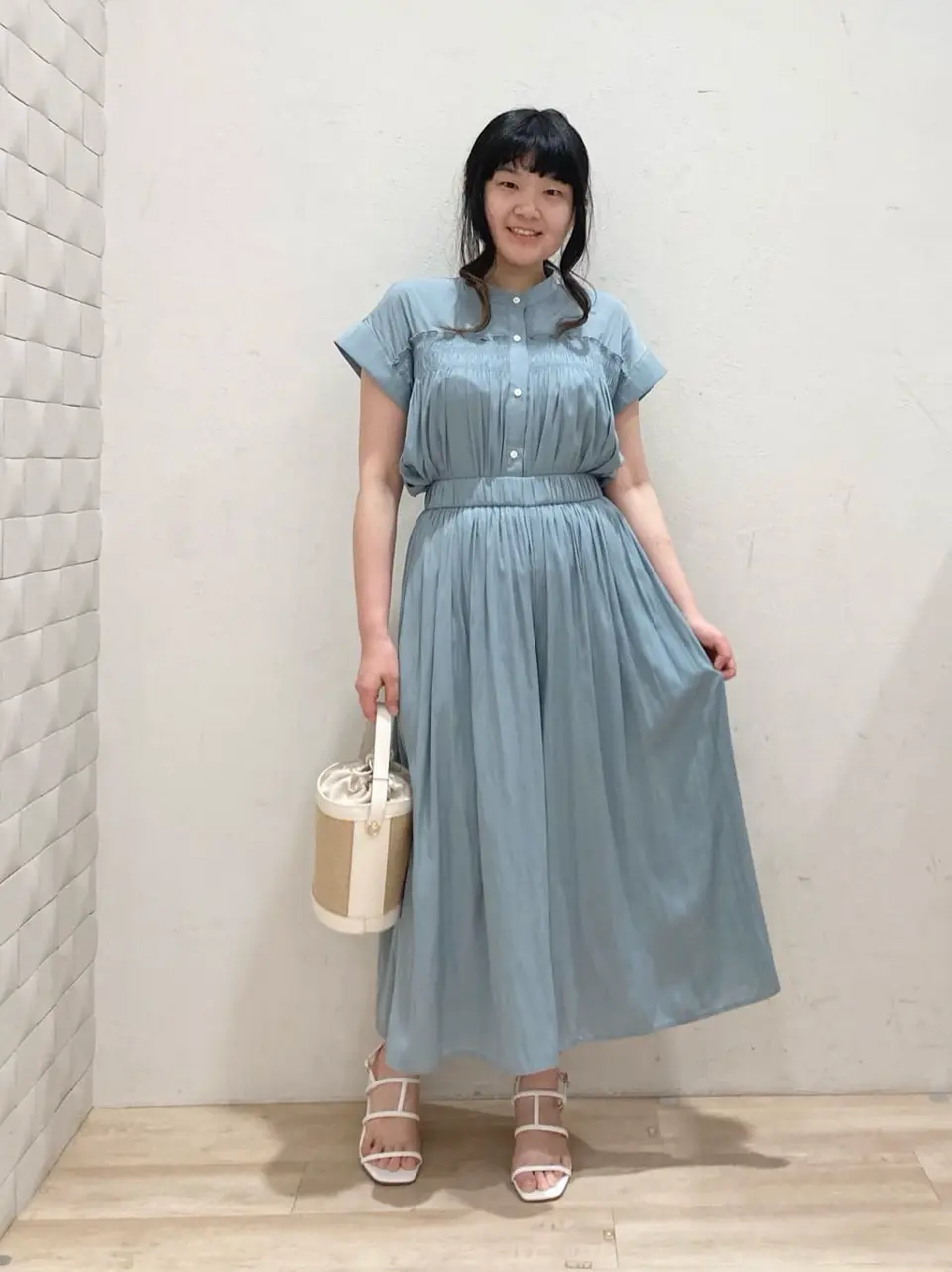  川根　彩 コーディネート画像