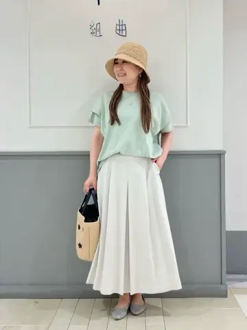 組曲 スタッフ コーディネート画像