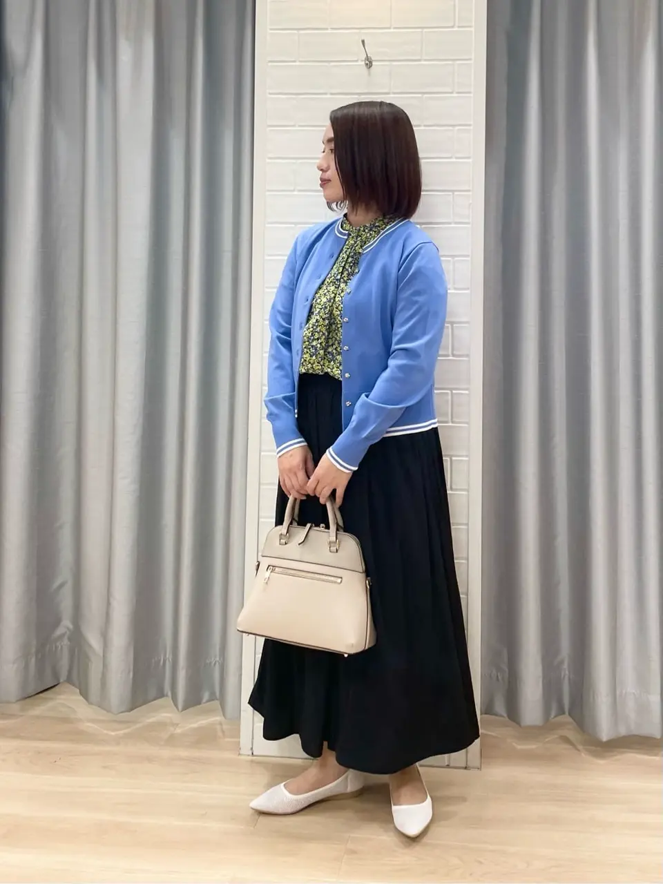 組曲 丸岡 コーディネート画像