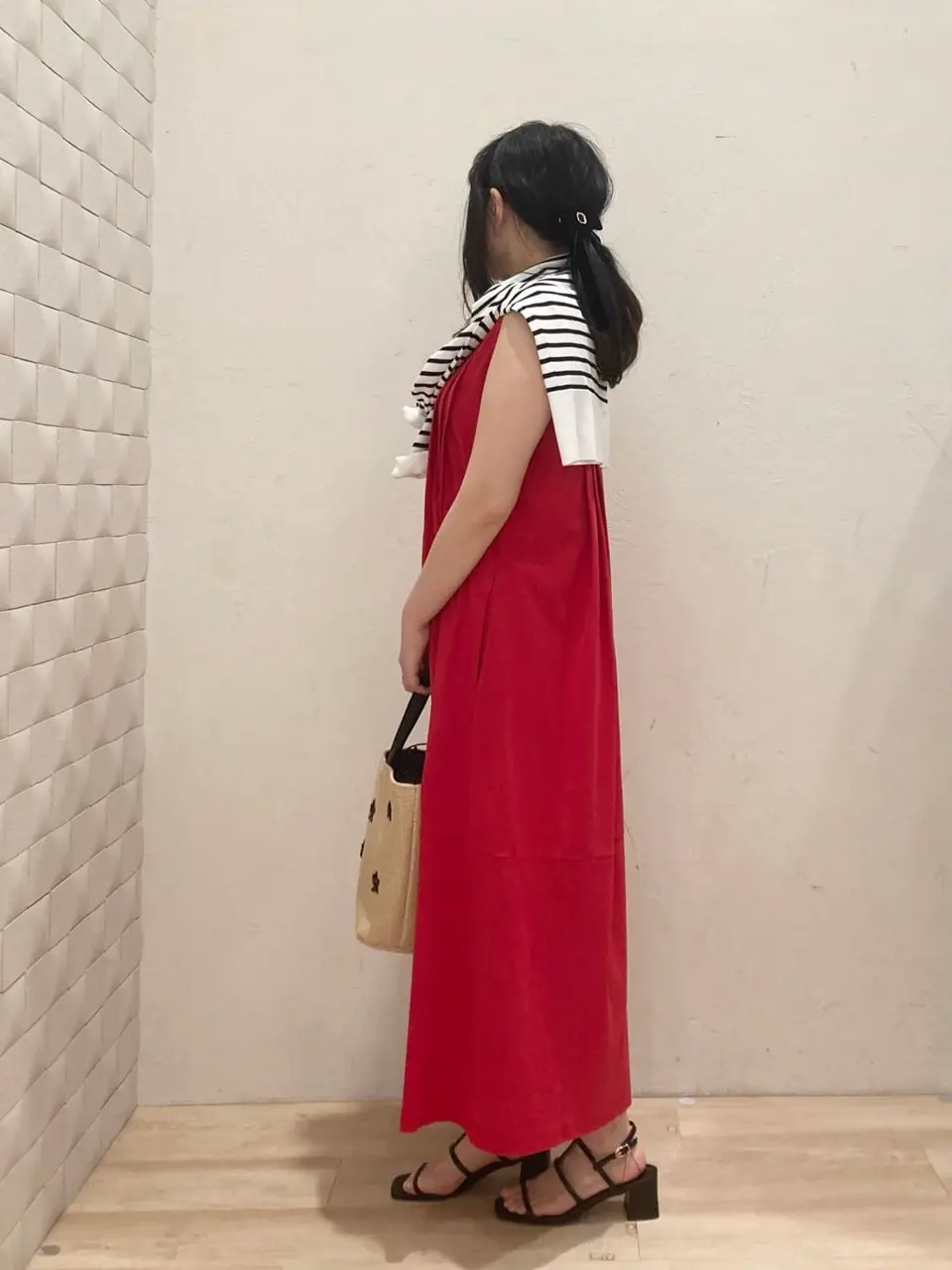 組曲 川根　彩 コーディネート画像