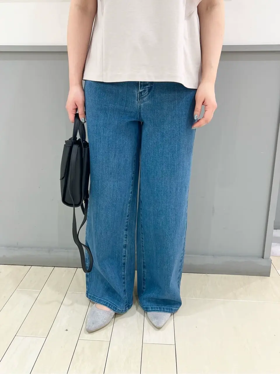 組曲 スタッフ コーディネート画像